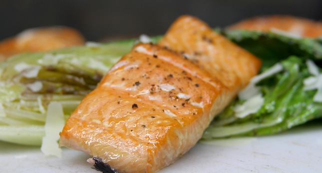 Salmon and Simple Grilled Salad